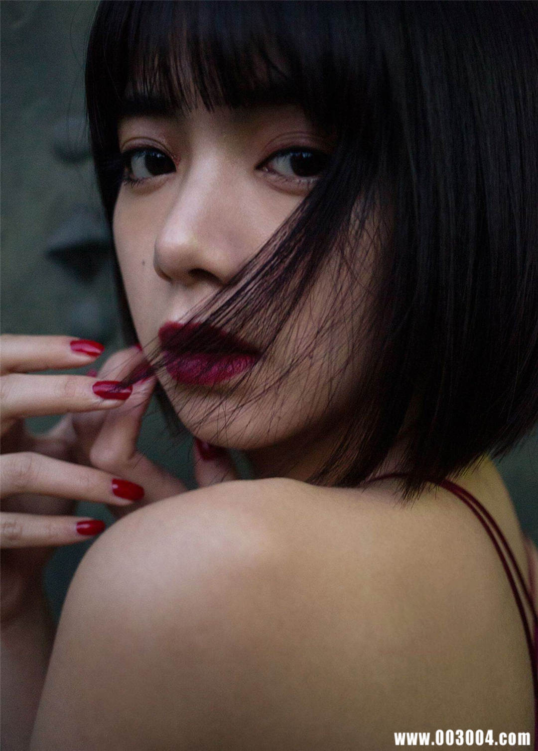 池田依来沙1ST写真集《Pinturita》高清全本