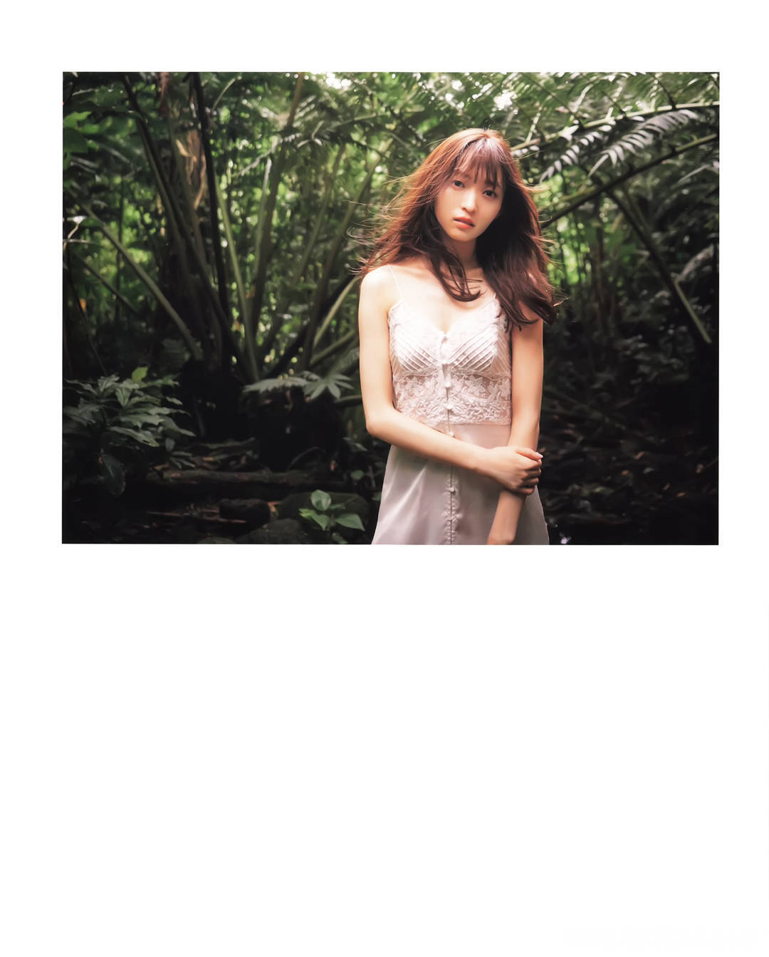 山口真帆1ST写真集《Present》高清全本