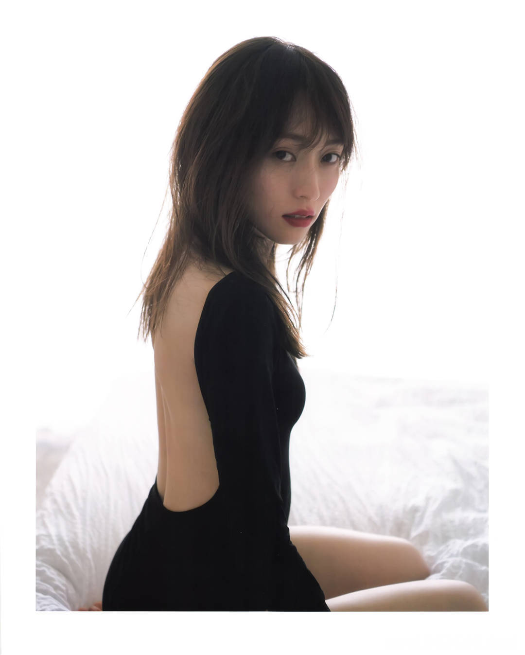 山口真帆1ST写真集《Present》高清全本