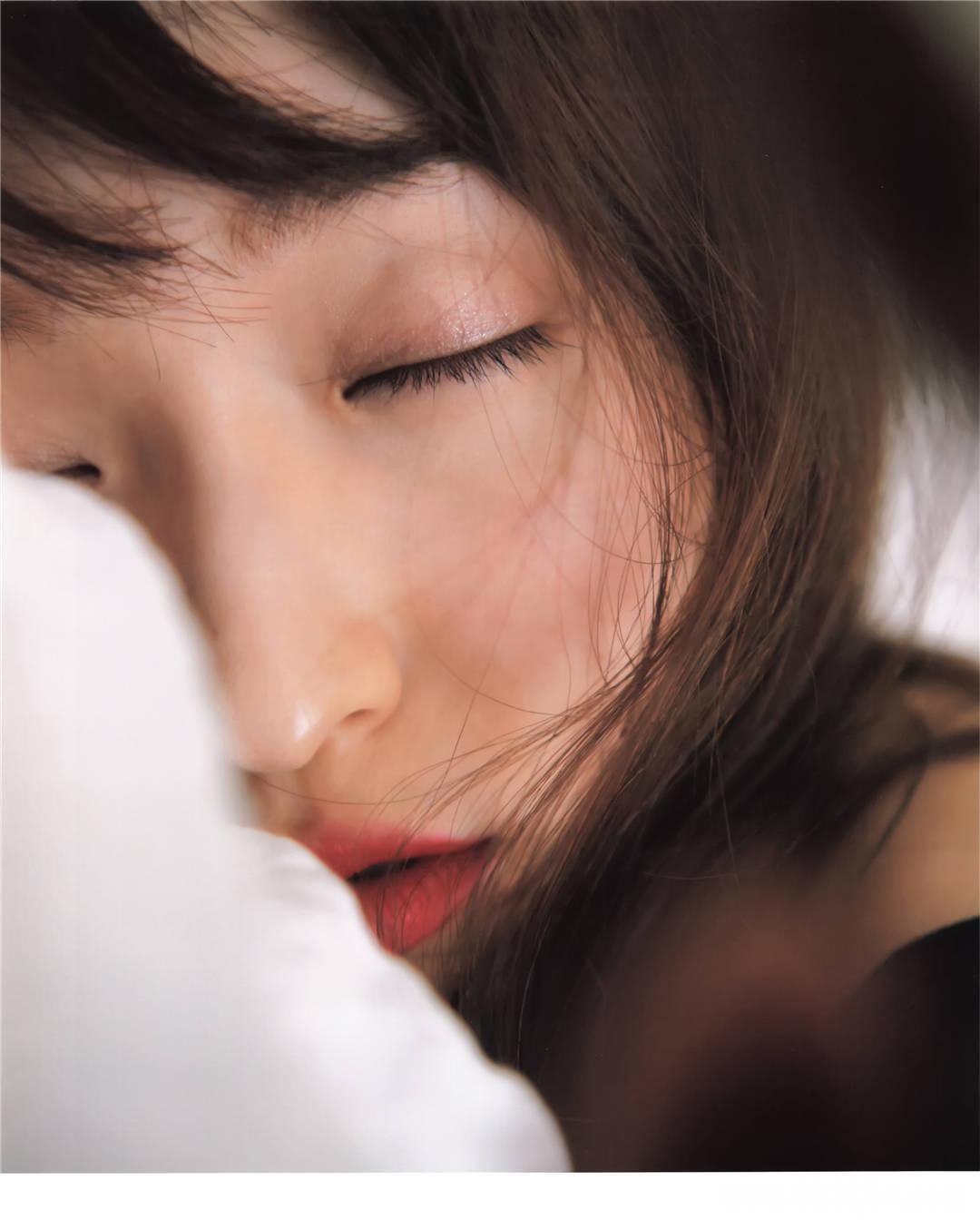 山口真帆1ST写真集《Present》高清全本