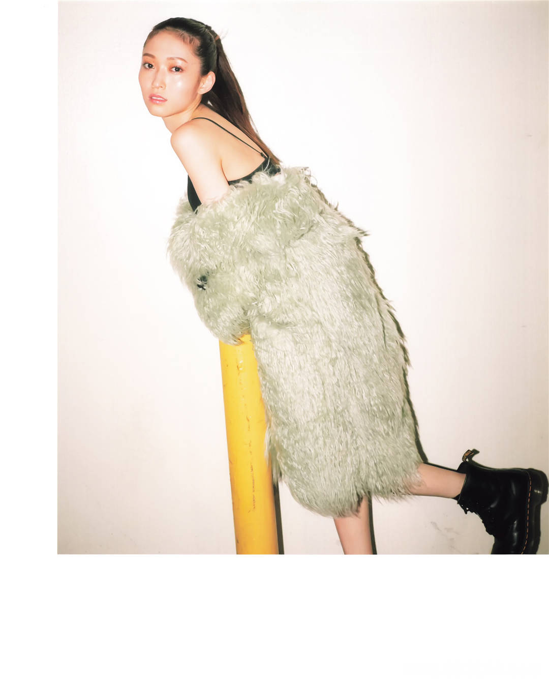 山口真帆1ST写真集《Present》高清全本