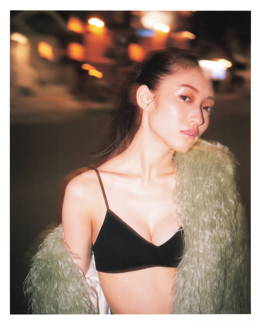 山口真帆1ST写真集《Present》高清全本