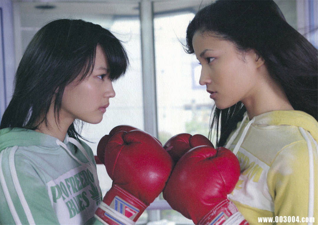 堀北真希、黑木明纱百合写真集《missmatch》高清全本