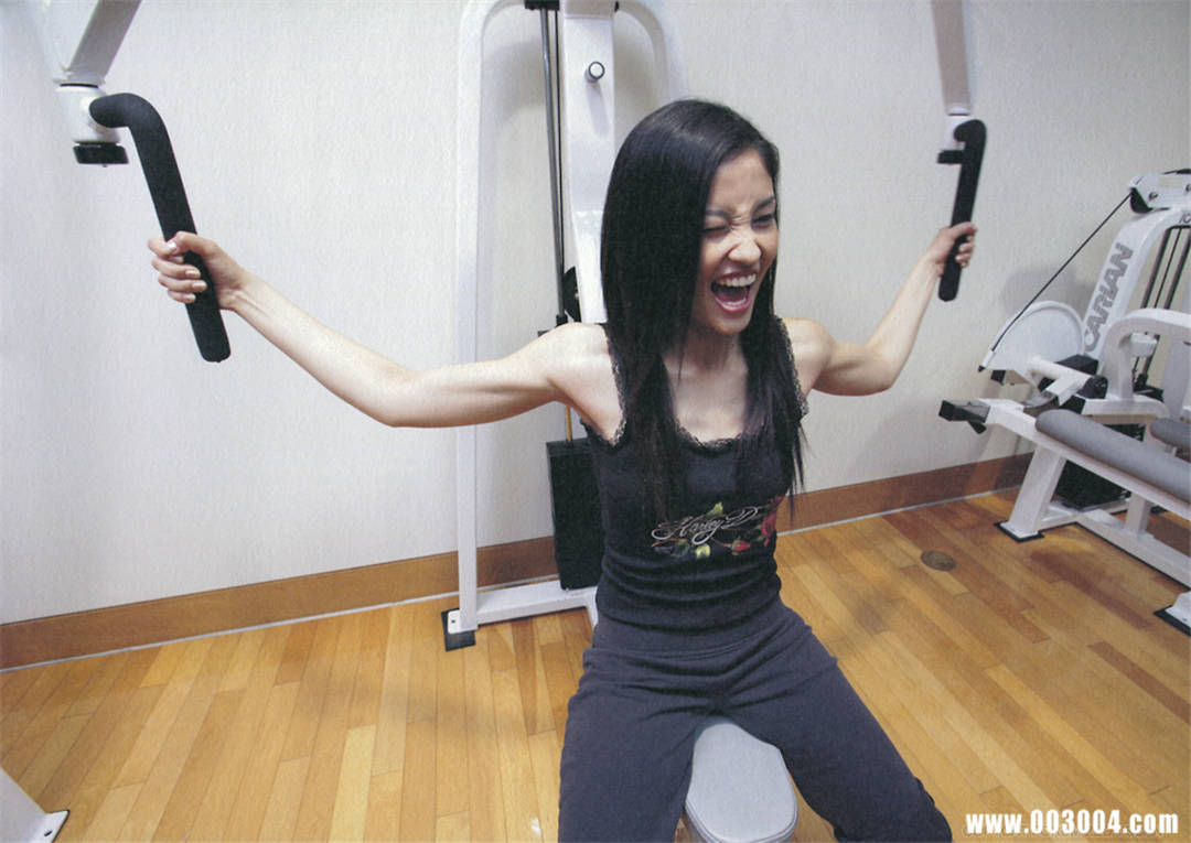 堀北真希、黑木明纱百合写真集《missmatch》高清全本