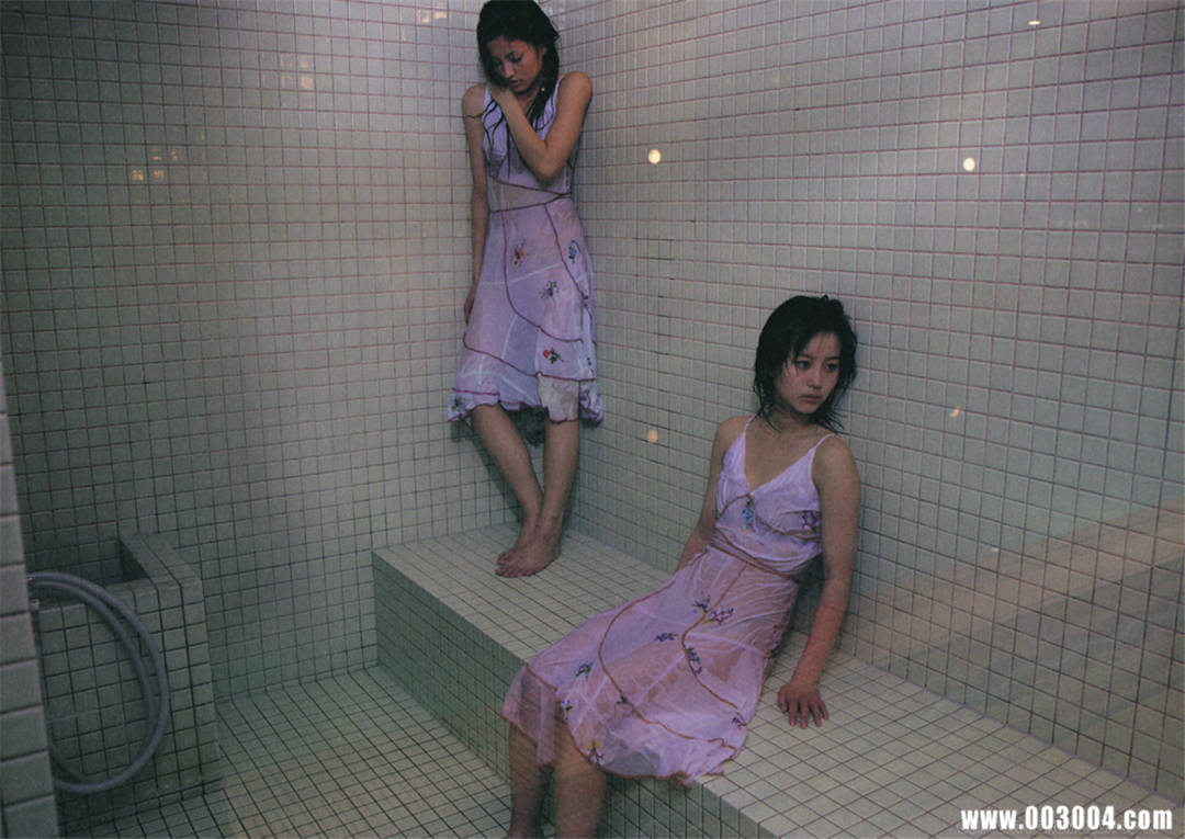 堀北真希、黑木明纱百合写真集《missmatch》高清全本