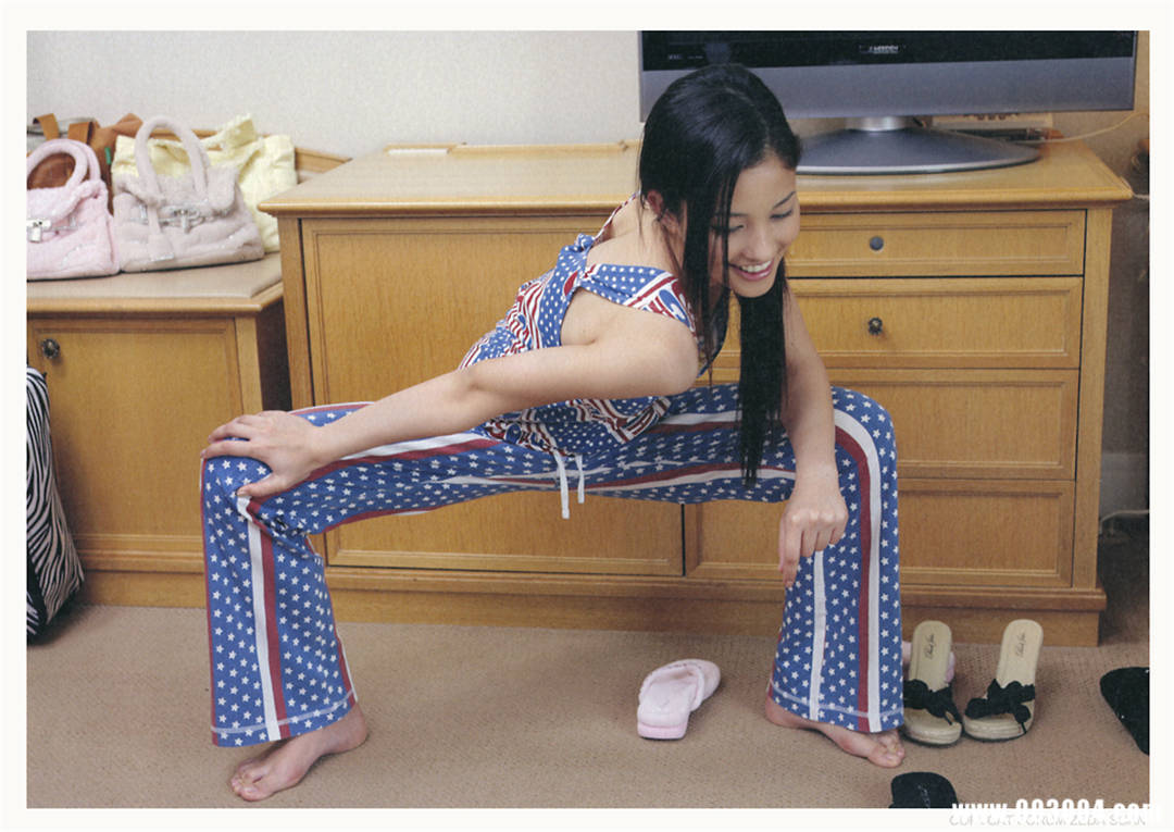 堀北真希、黑木明纱百合写真集《missmatch》高清全本