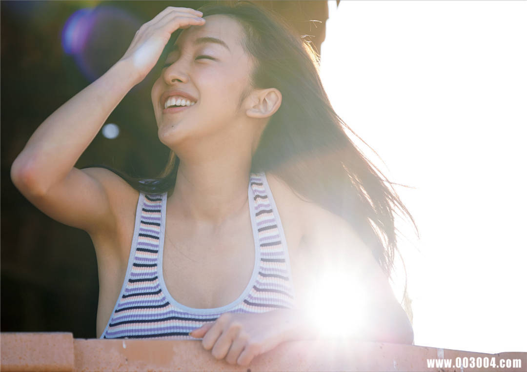 小虎牙 | 板野友美写真集《Wanderer》