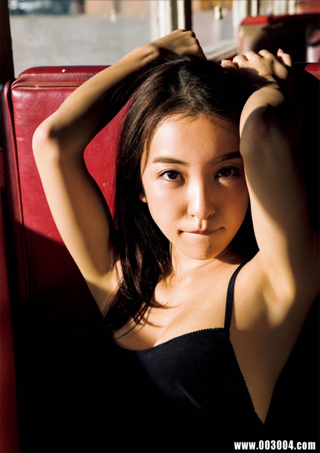 小虎牙 | 板野友美写真集《Wanderer》