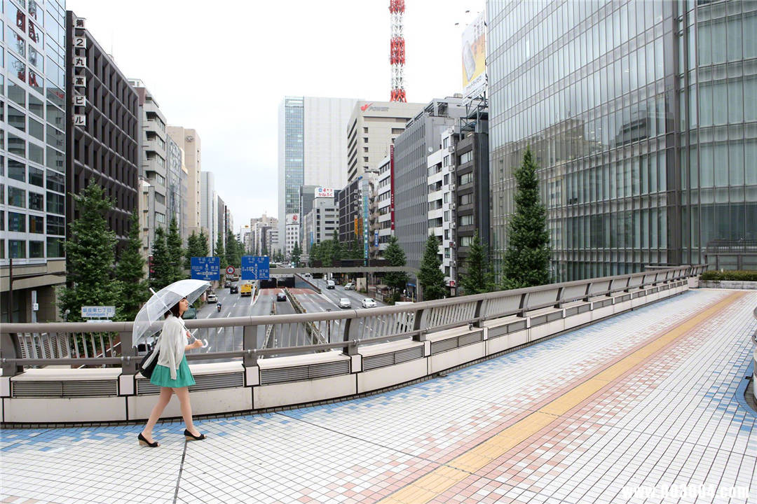 真野惠里菜写真集《NO.131 Erina Mano》