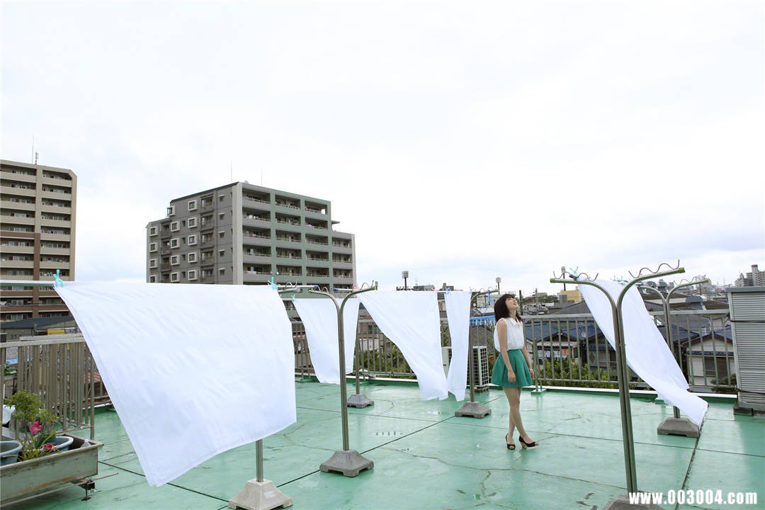 真野惠里菜写真集《NO.131 Erina Mano》