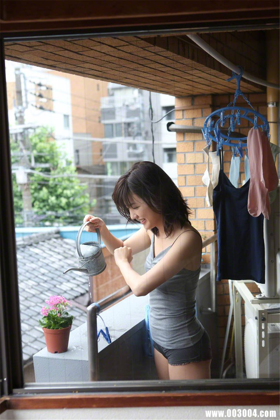 真野惠里菜写真集《NO.131 Erina Mano》