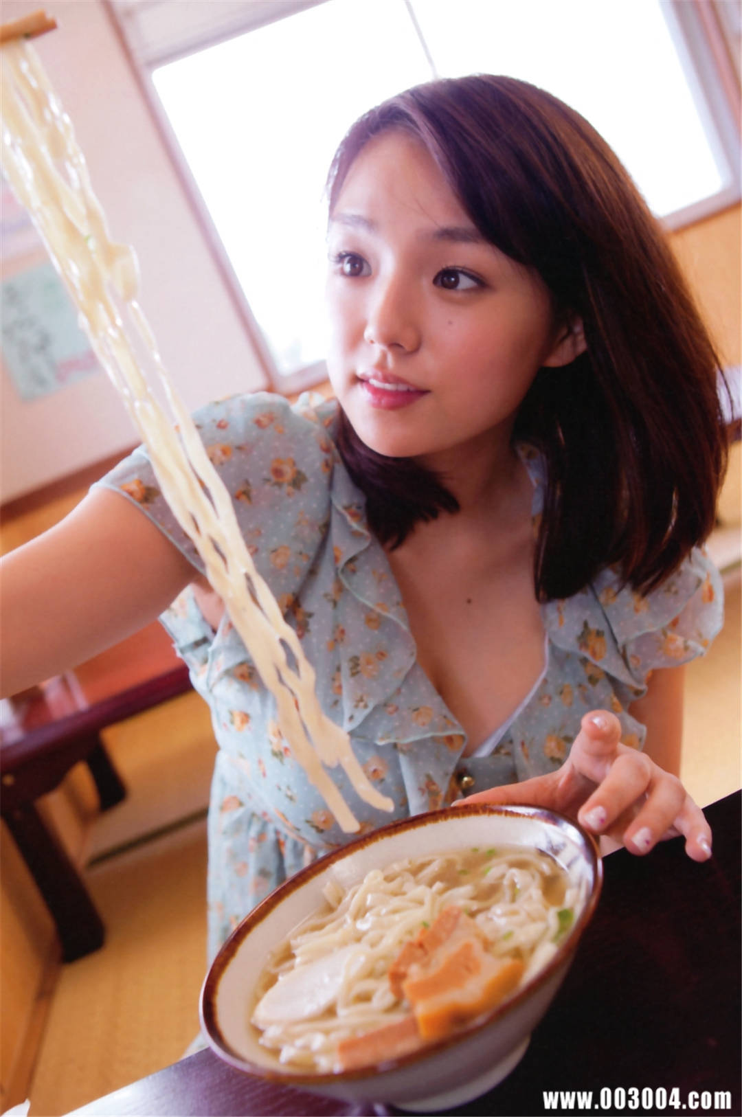 筱崎爱写真集《Love Scenes》高清全本