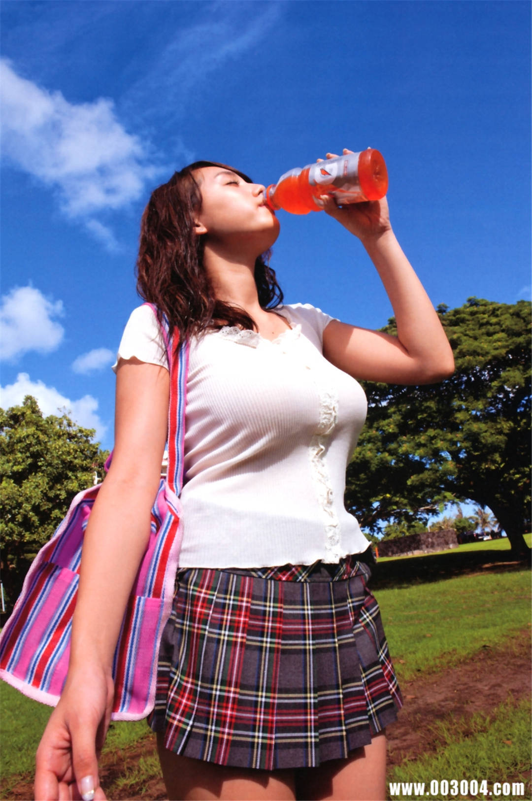 筱崎爱写真集《Love Scenes》高清全本