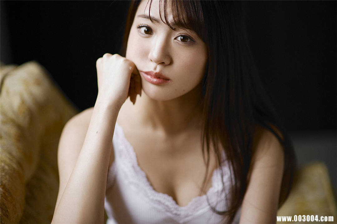 高司舞 | 志田友美写真集《東京物語》