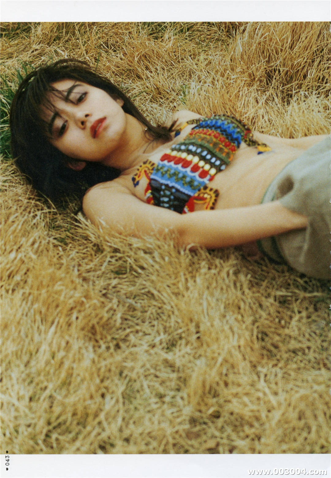 无处安放的迷人魅力 | 池田依来沙写真集《LEVEL19-20》高清全本