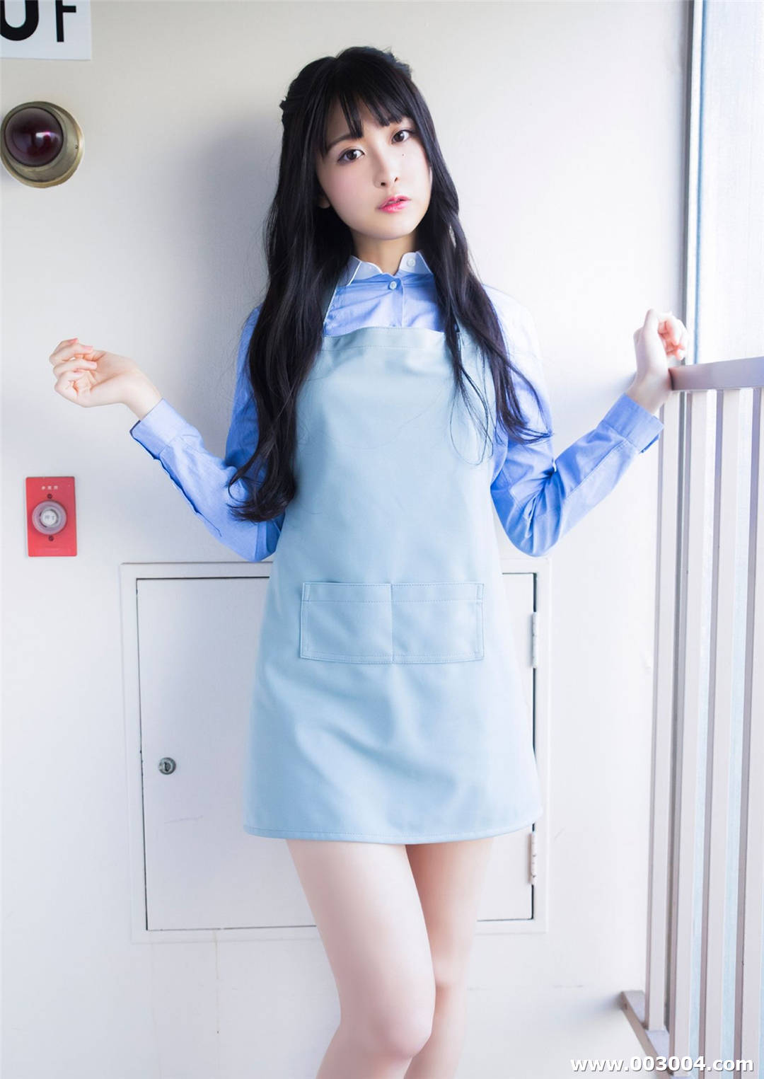 真岛なおみ写真集《不思議な少女の秘密の花園》高清全本