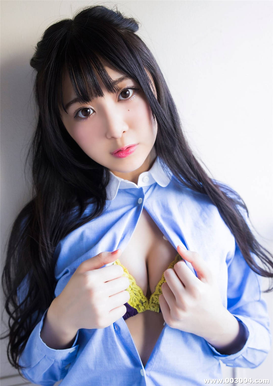 真岛なおみ写真集《不思議な少女の秘密の花園》高清全本