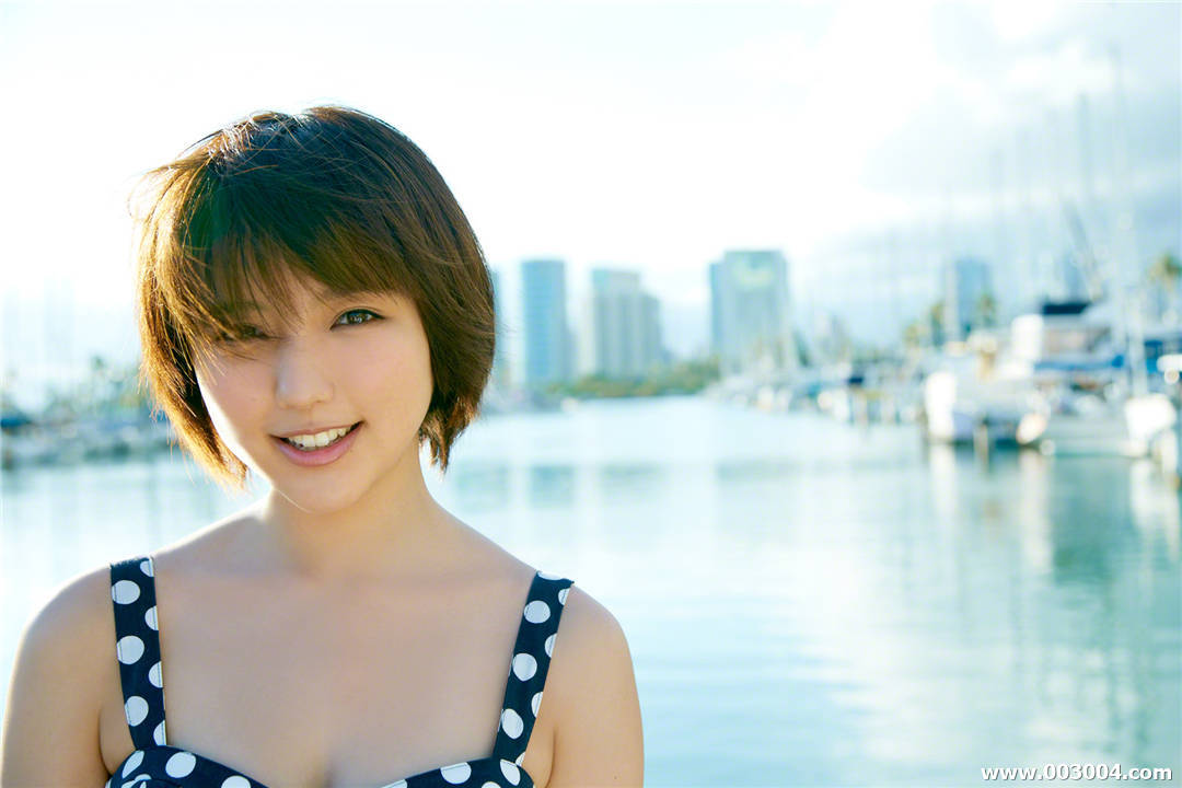 真野惠里菜写真集《[Wanibooks(WBGC)] 2015.09 #135 》高清全本