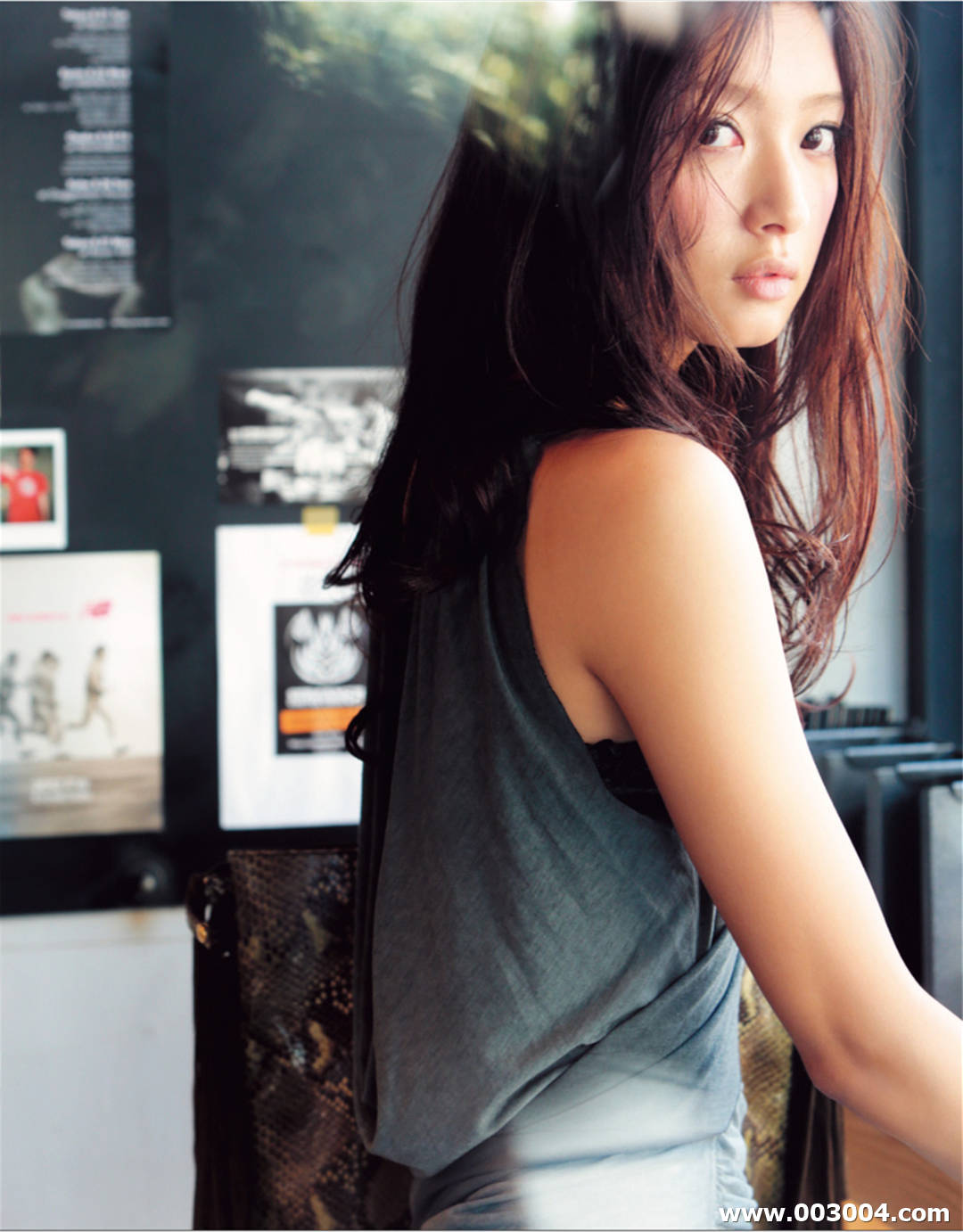 菜菜绪写真集《1028_24 NANAO 菜々緒 超絶美脚》高清全本