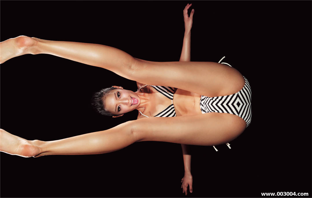 菜菜绪写真集《1028_24 NANAO 菜々緒 超絶美脚》高清全本