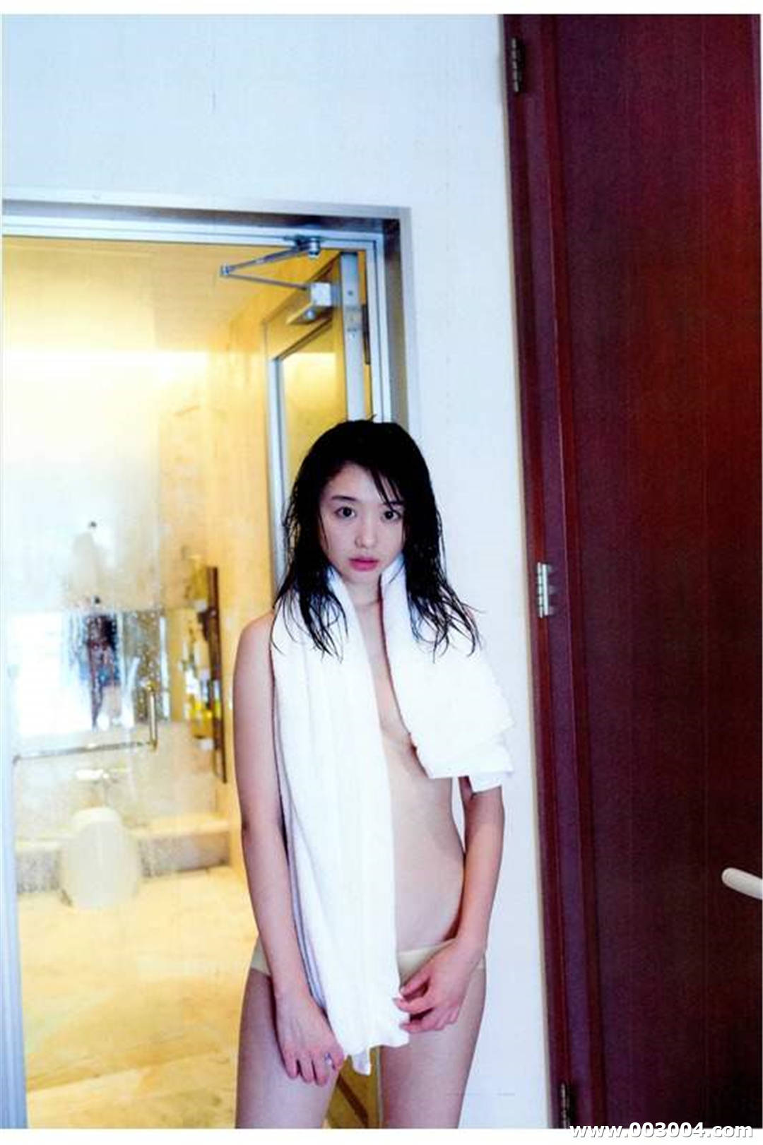 小野乃乃香写真集 《ぜんぶうそみたい》高清全本