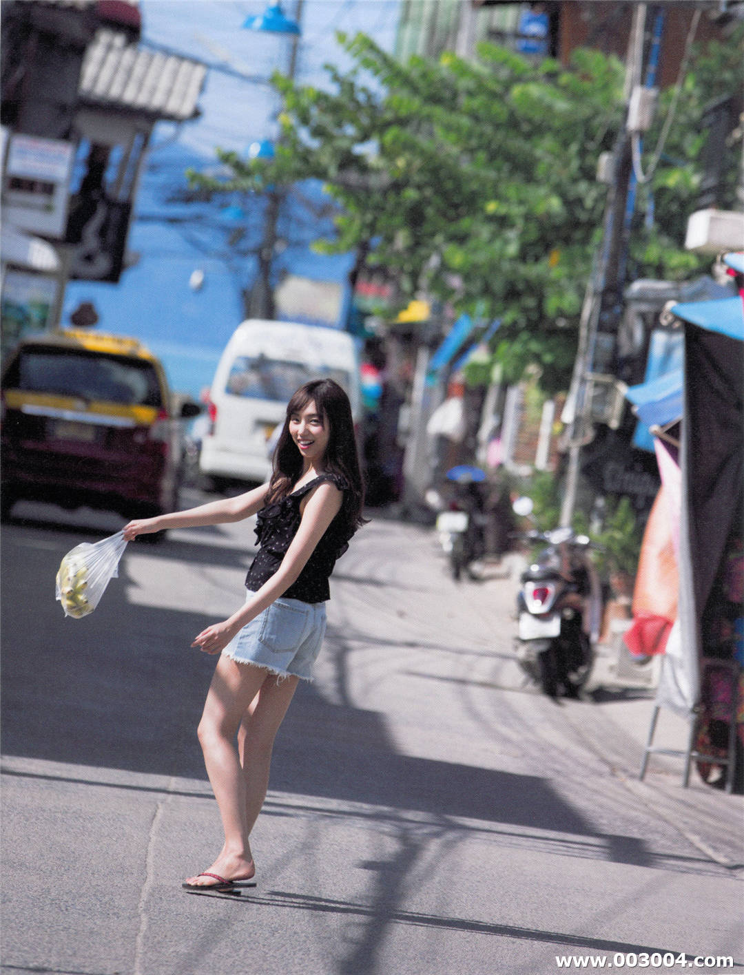 新内真衣1st写真集《どこにいるの》高清全本