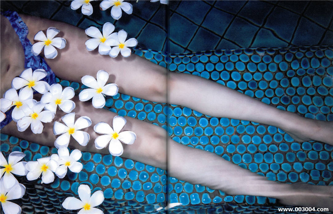 新内真衣1st写真集《どこにいるの》高清全本