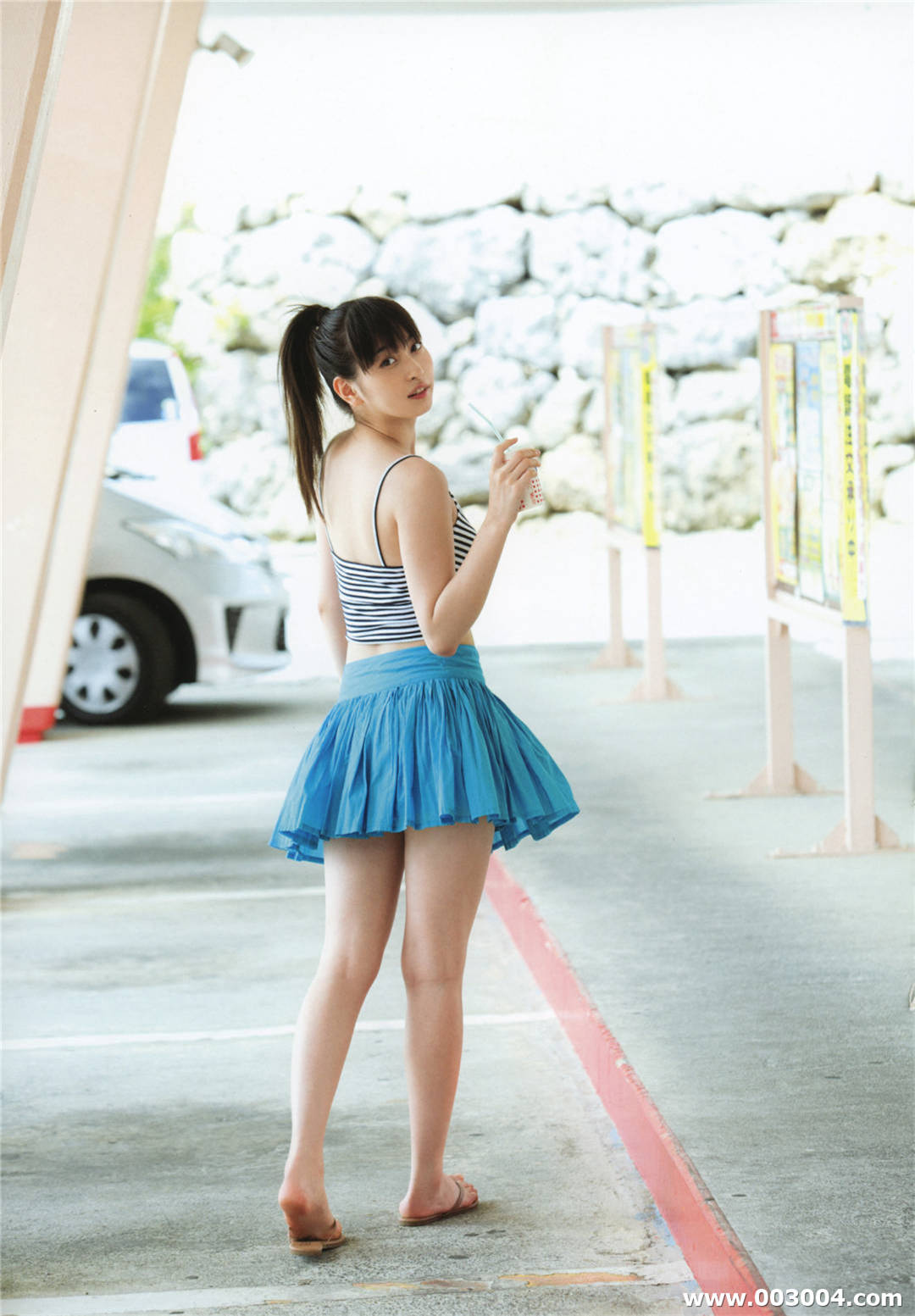 17岁初绽放 | 植村朱莉写真集《AKARI》