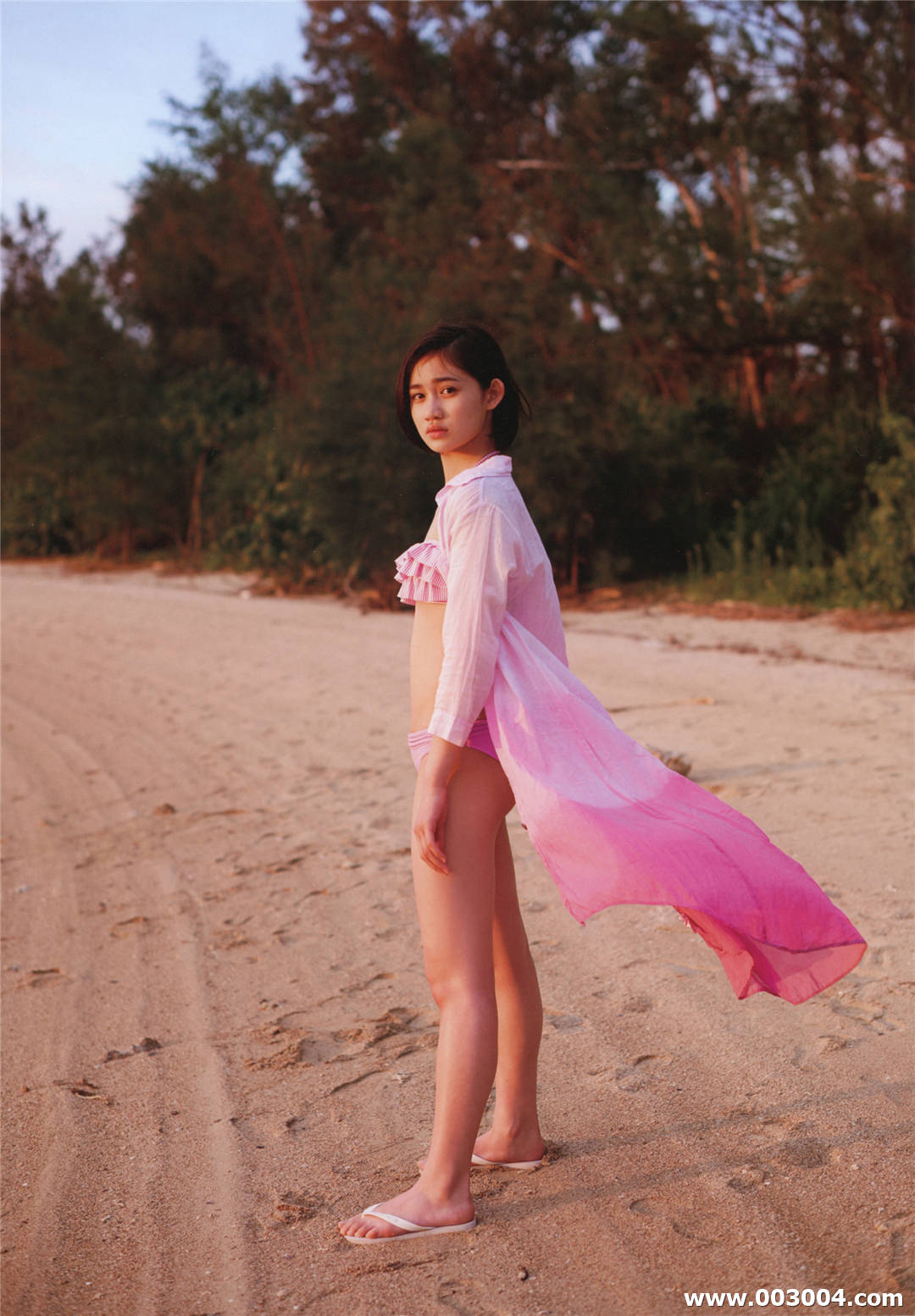 奇迹女孩 | 佐佐木莉佳子写真集《 RIKAKO 》高清全本