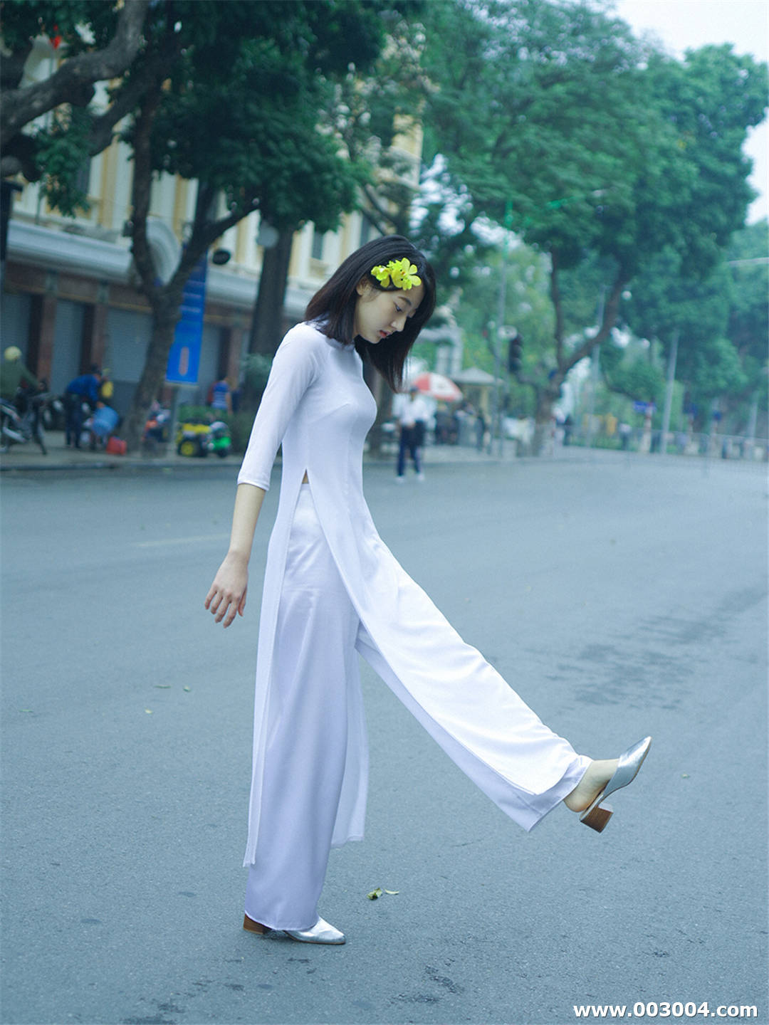 武田玲奈写真集《路地を抜けると、そこは大人への入り口》高清全本