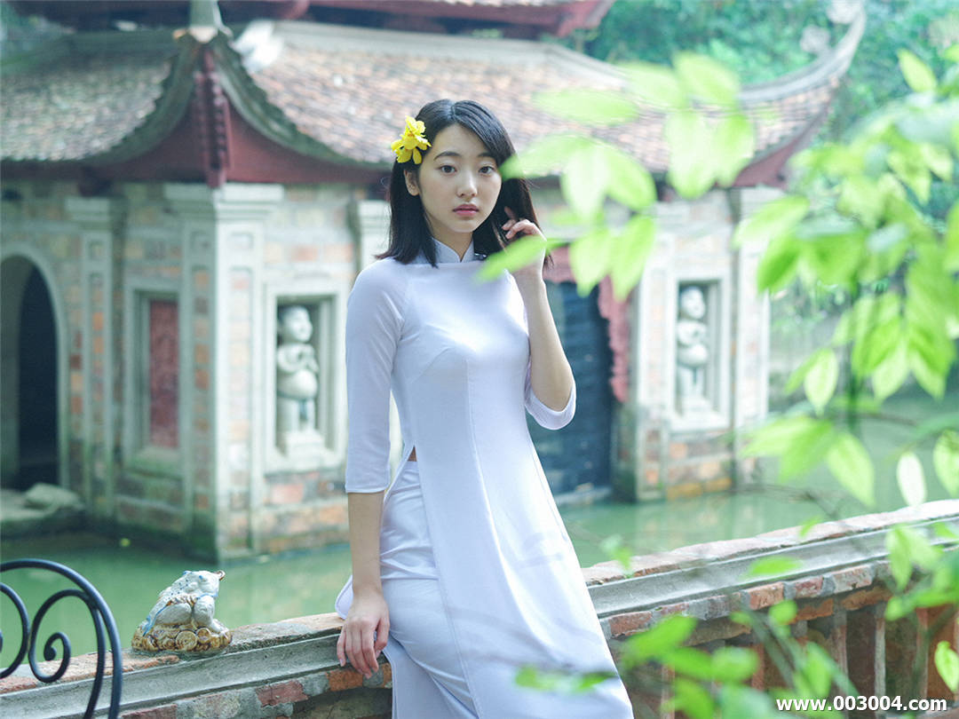 武田玲奈写真集《路地を抜けると、そこは大人への入り口》高清全本