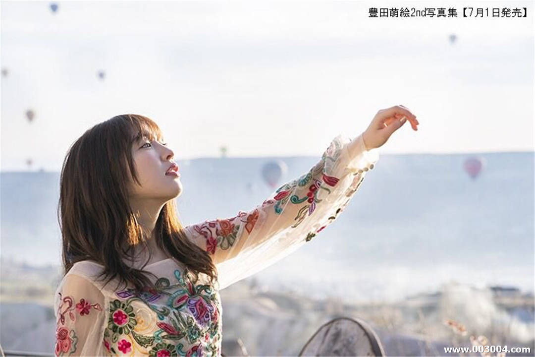 丰田萌绘写真集《moEmotion》高清全本