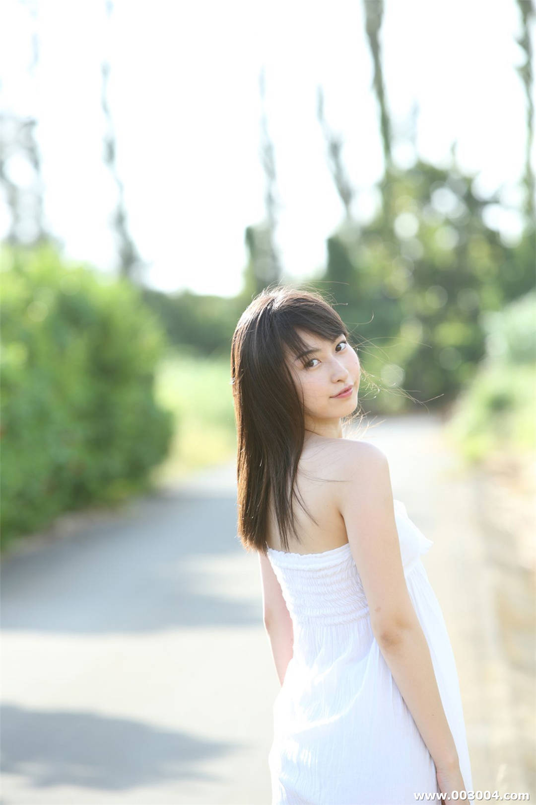 植村朱莉写真集《Hello!Project Digital Books Vol.143》高清全本