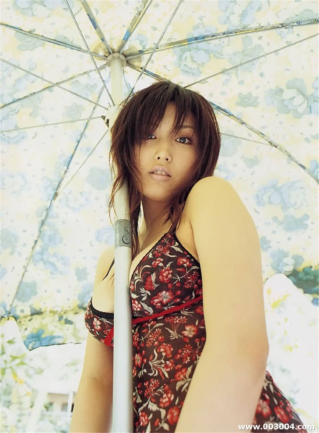 三津谷叶子写真集《On The Way》高清全本