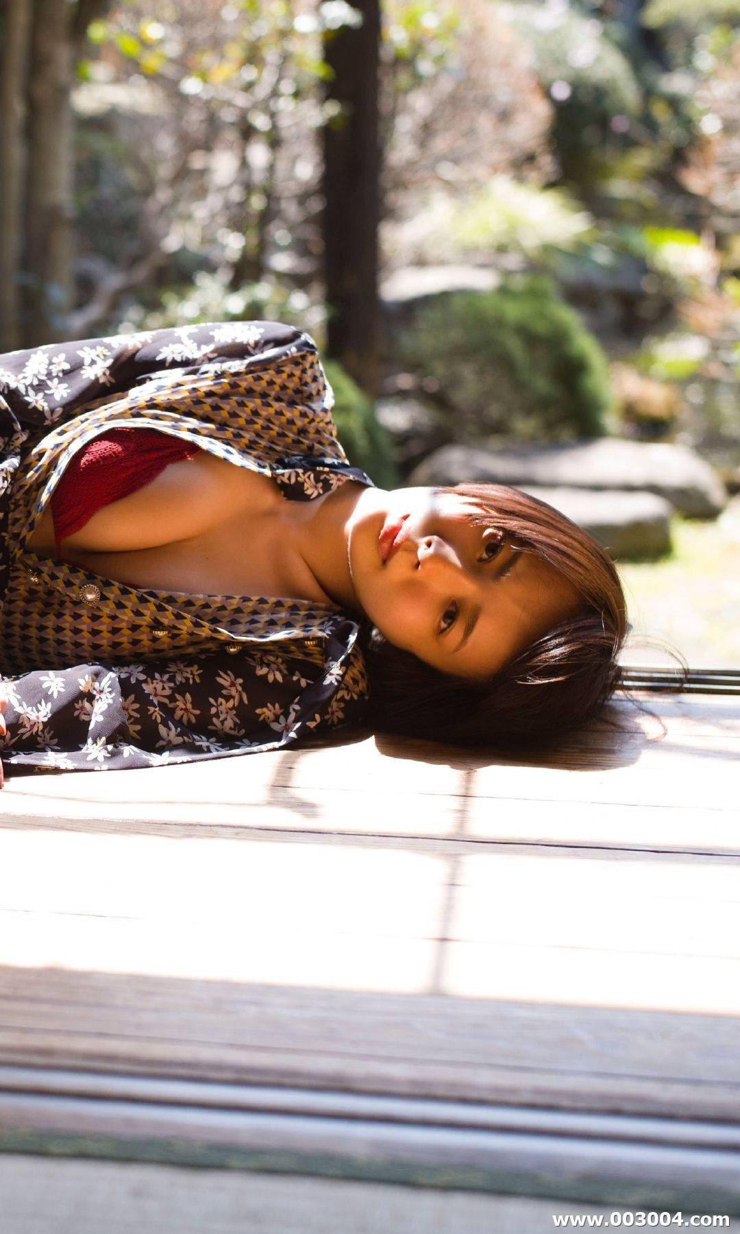 冈田纱佳写真集《桃一色》(有缺页待补)