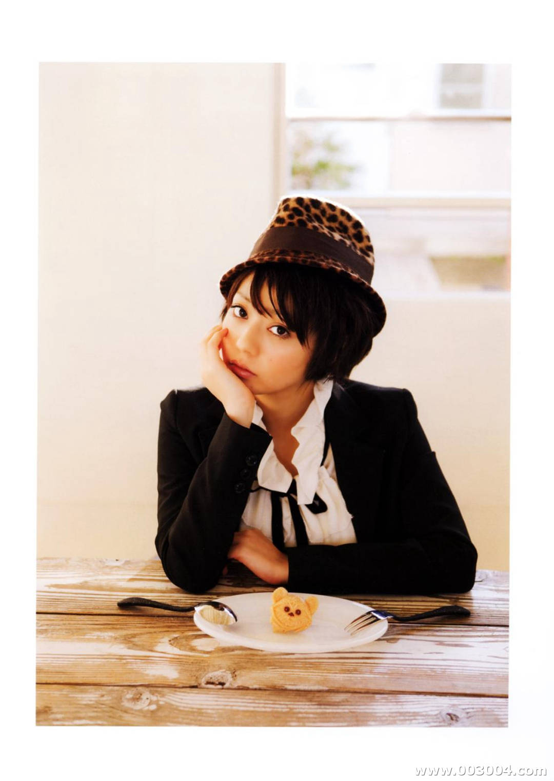 芳贺优里亚写真集《YUUREAL》高清全本