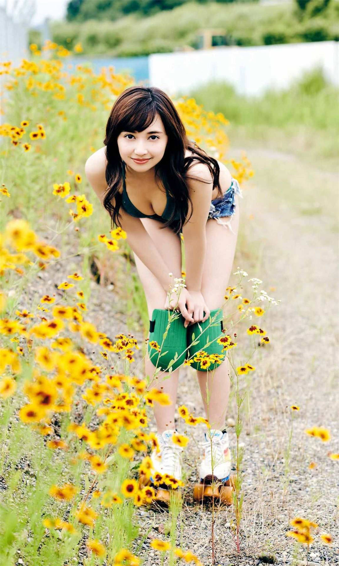 小宫有纱写真集《Solo squadron show!!! ひとり戦隊ショー！！！》高清全本