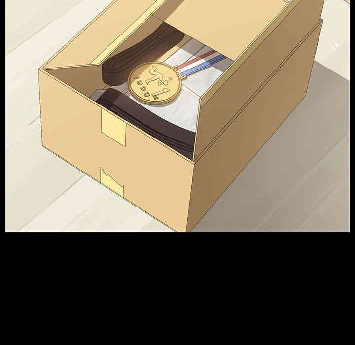 乖乖上钩/危机四伏的家庭生活