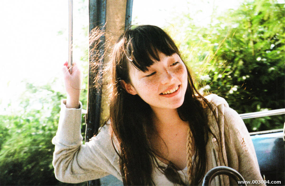 世理奈写真集《夏 写真》高清全本