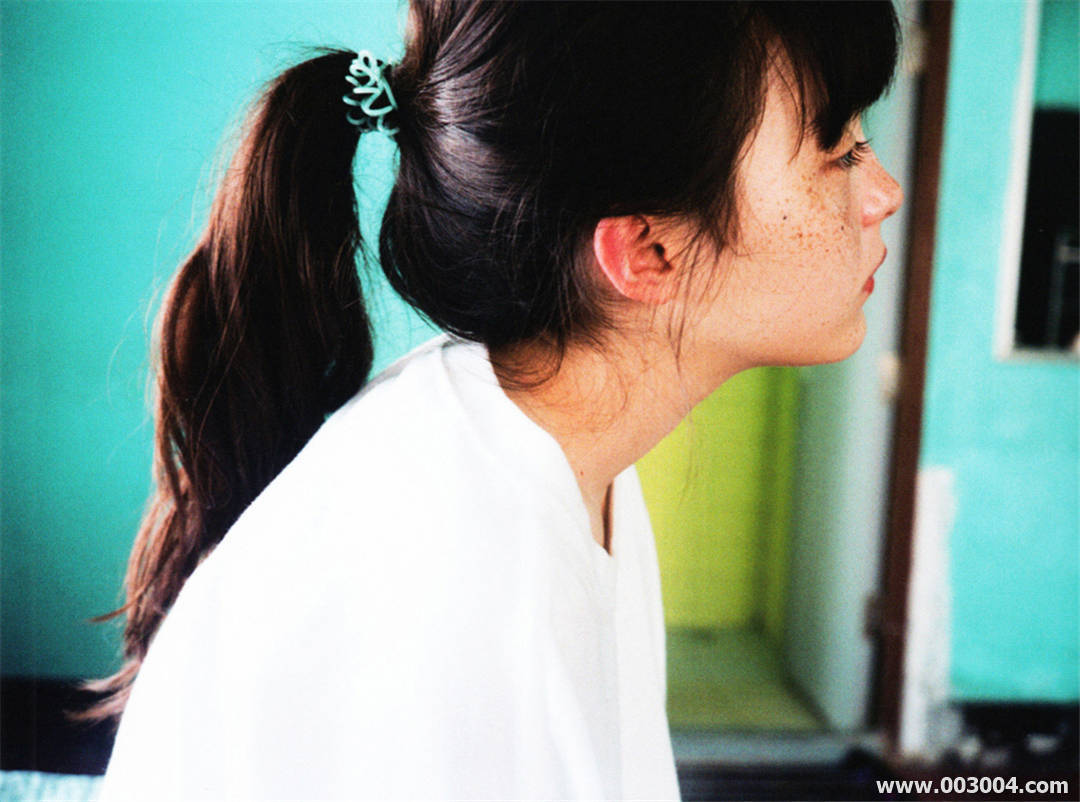 世理奈写真集《夏 写真》高清全本