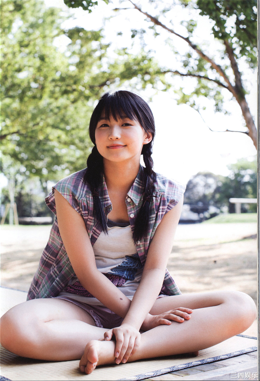 鞘师里保3rd写真集《太陽》高清全本