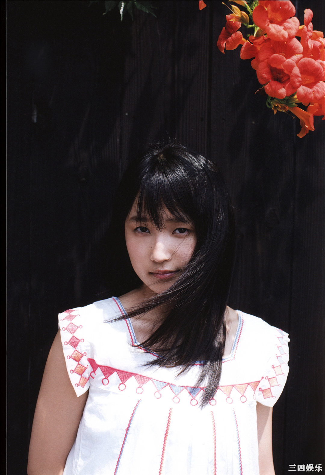 鞘师里保3rd写真集《太陽》高清全本