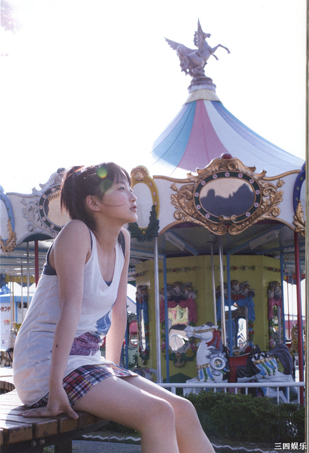 鞘师里保3rd写真集《太陽》高清全本