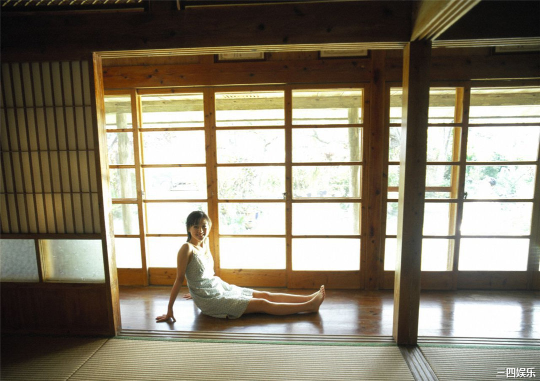 久住小春写真集《久住小春》高清全本