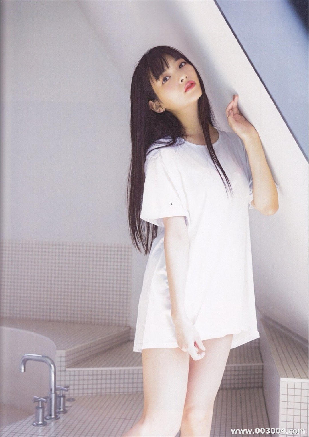 上坂堇写真集《すみれいろ》高清全本