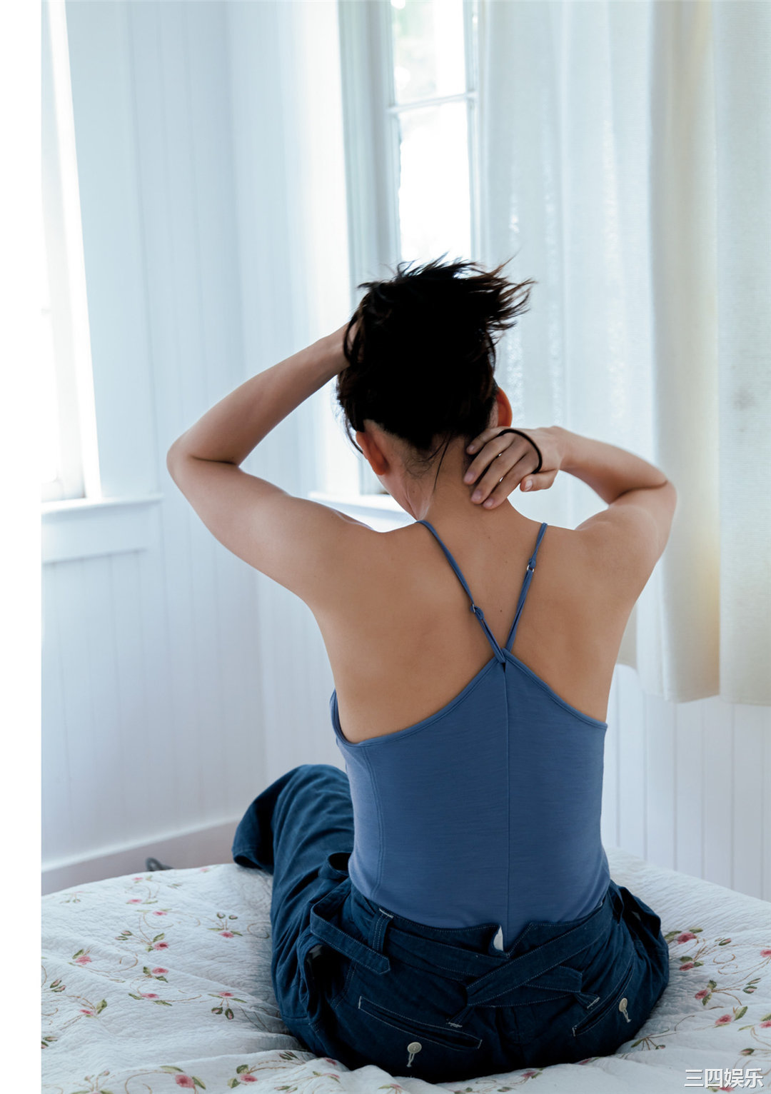 绫濑遥写真集《ハルカノイセカイ 02》高清全本