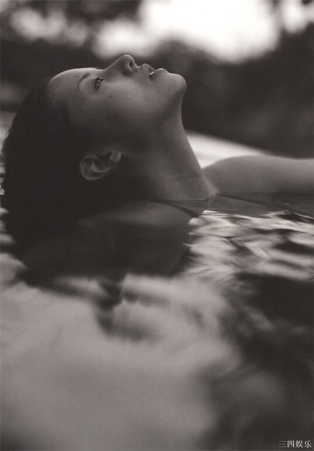 小西真奈美写真集《27》高清全本