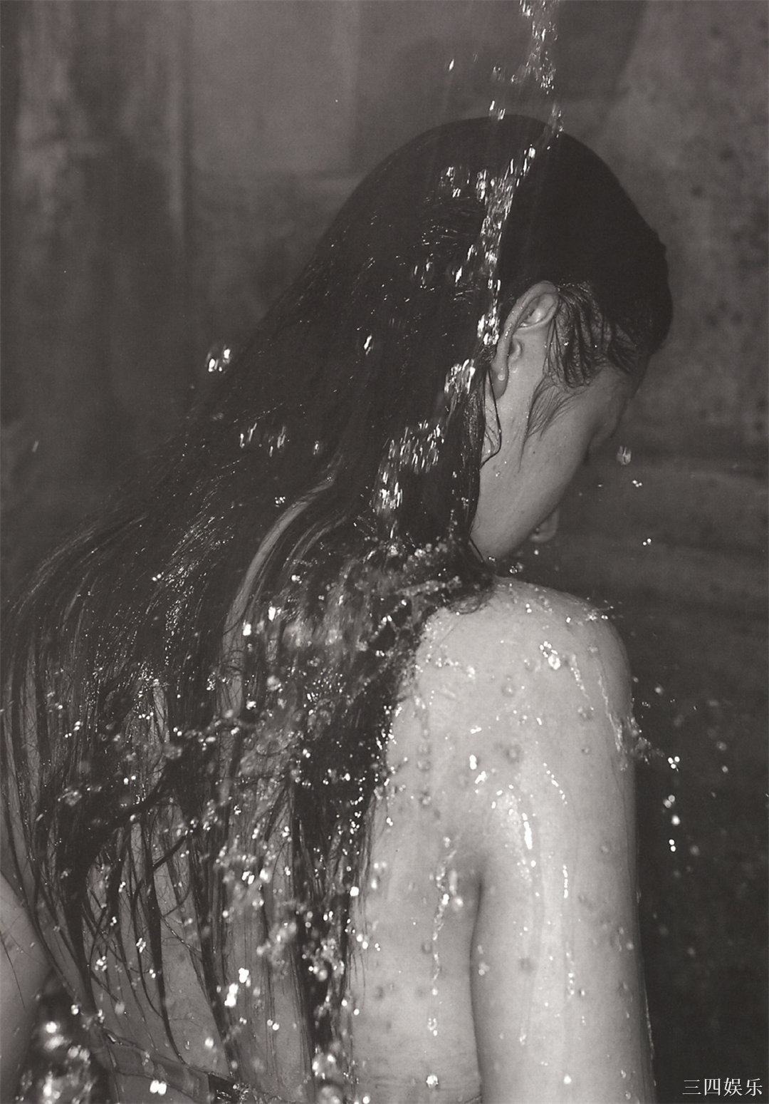 小西真奈美写真集《27》高清全本