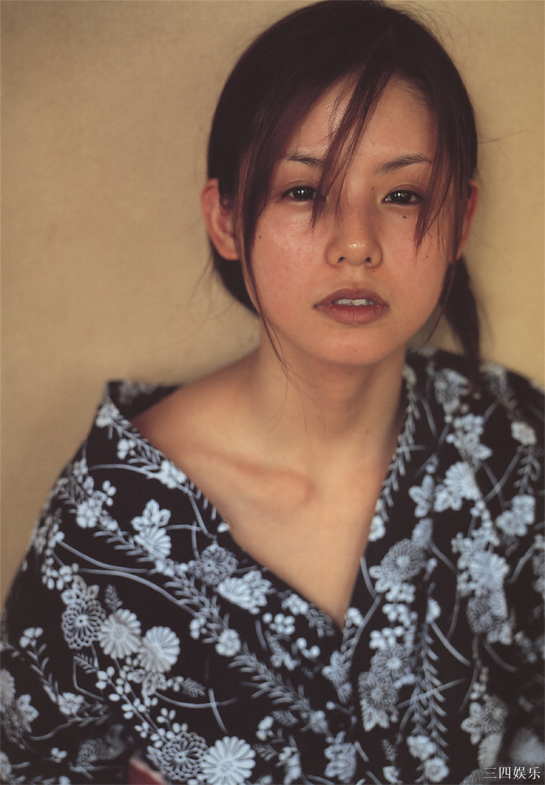 小西真奈美写真集《27》高清全本