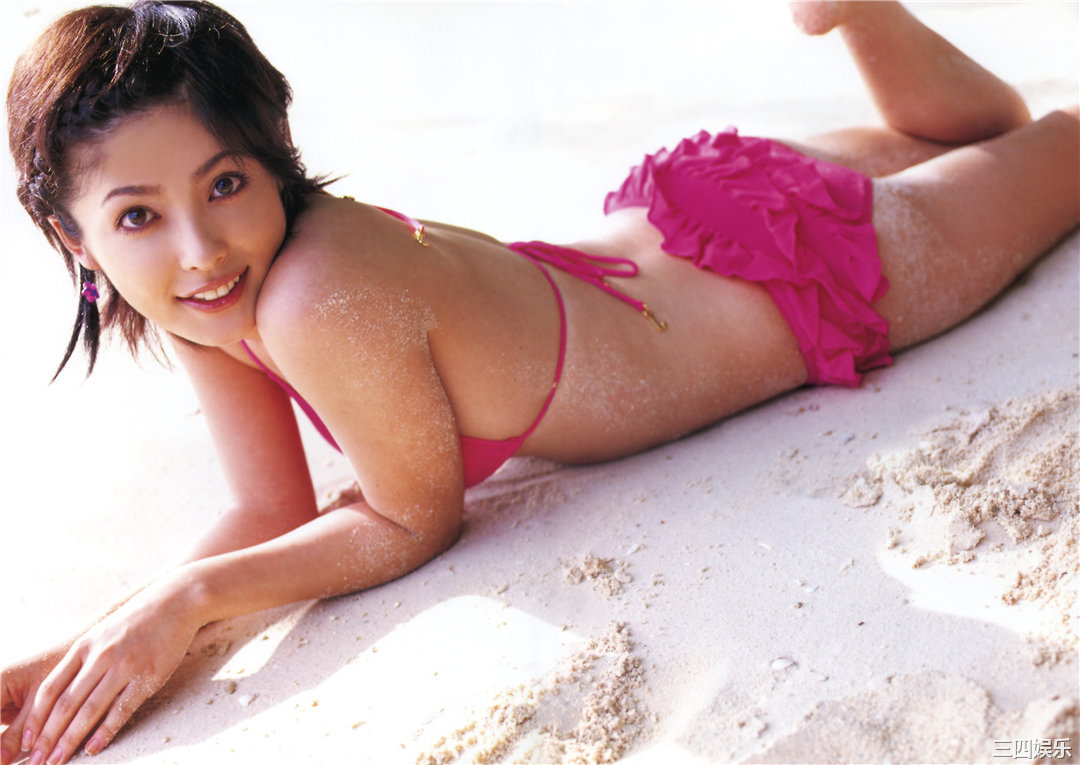 平山绫写真集《はるか》高清全本